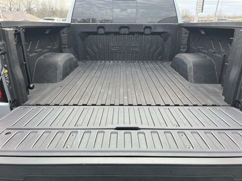 Used 2025 GMC Sierra 1500 Denali Ultimate image 10