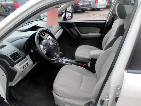 Used 2015 Subaru Forester 2.5i Premium w/ All-Weather Package image 11