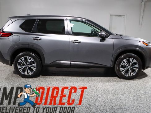 Used 2022 Nissan Rogue SV AWD/4WD image 6