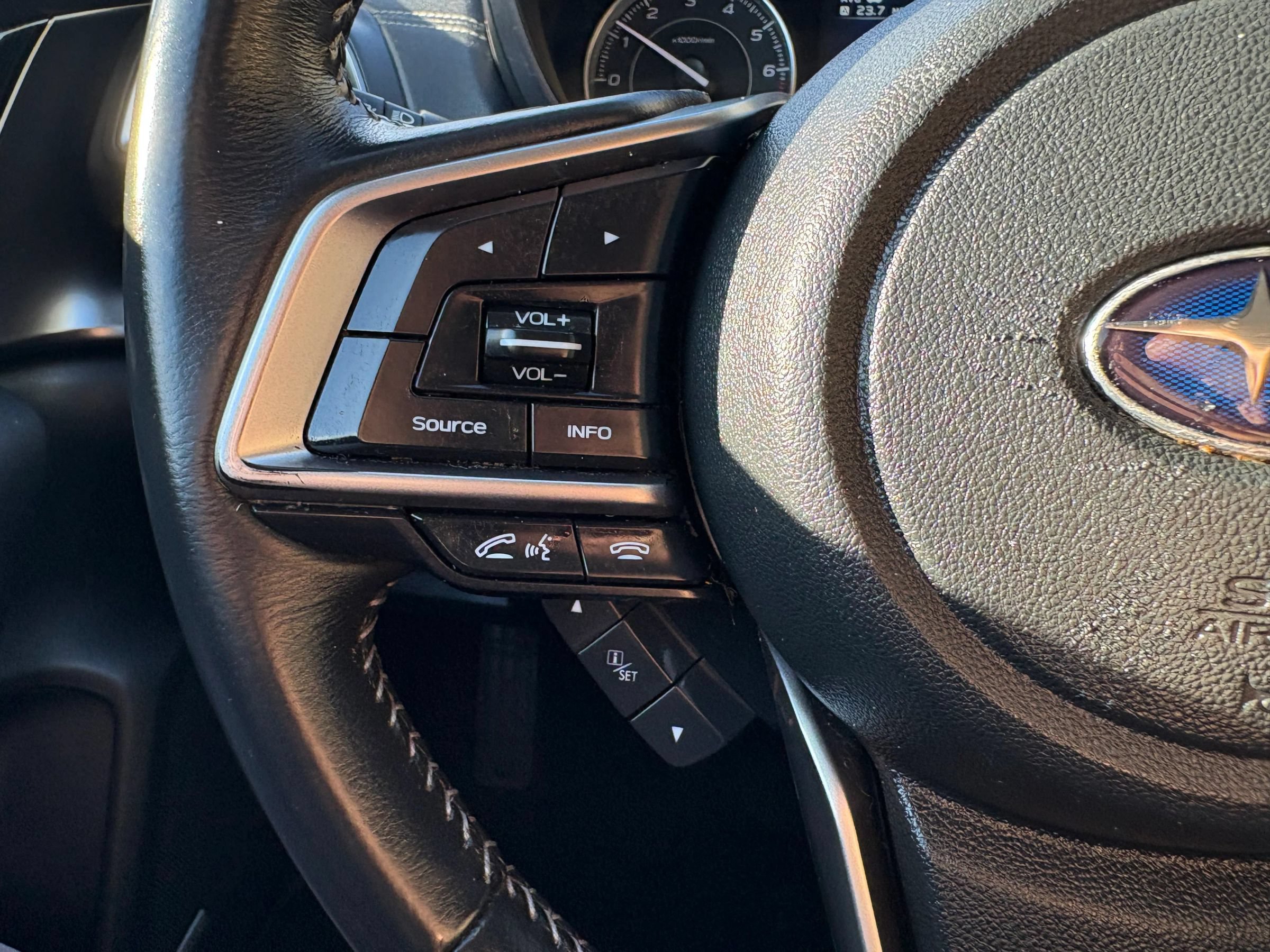 Used 2018 Subaru Impreza 2.0i Limited AWD/4WD image 22