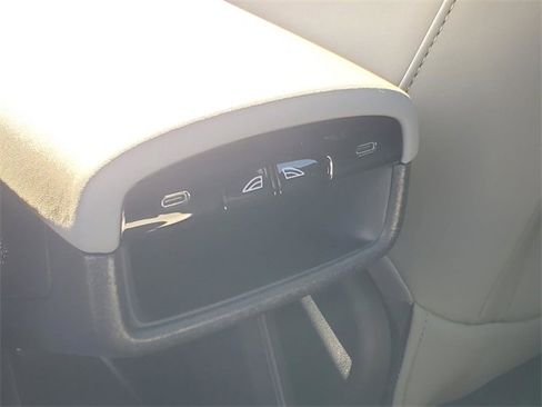 New 2025 Volvo EX30 Plus w/ Protection Package Premier image 26