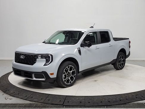 New 2026 Ford Maverick Lariat w/ 4K Tow Package AWD/4WD image 3