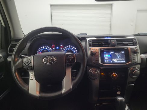 Used 2019 Toyota 4Runner SR5 AWD/4WD image 22