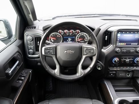 Used 2020 Chevrolet Silverado 1500 RST w/ All-Star Edition image 2