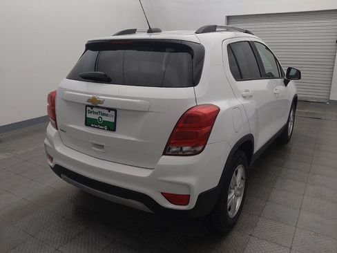 Used 2021 Chevrolet Trax LT FWD image 7