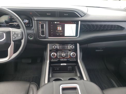 Certified 2024 GMC Yukon XL Denali w/ Max Trailering Package image 10