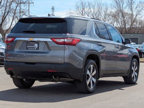 Used 2018 Chevrolet Traverse LT AWD/4WD image 12