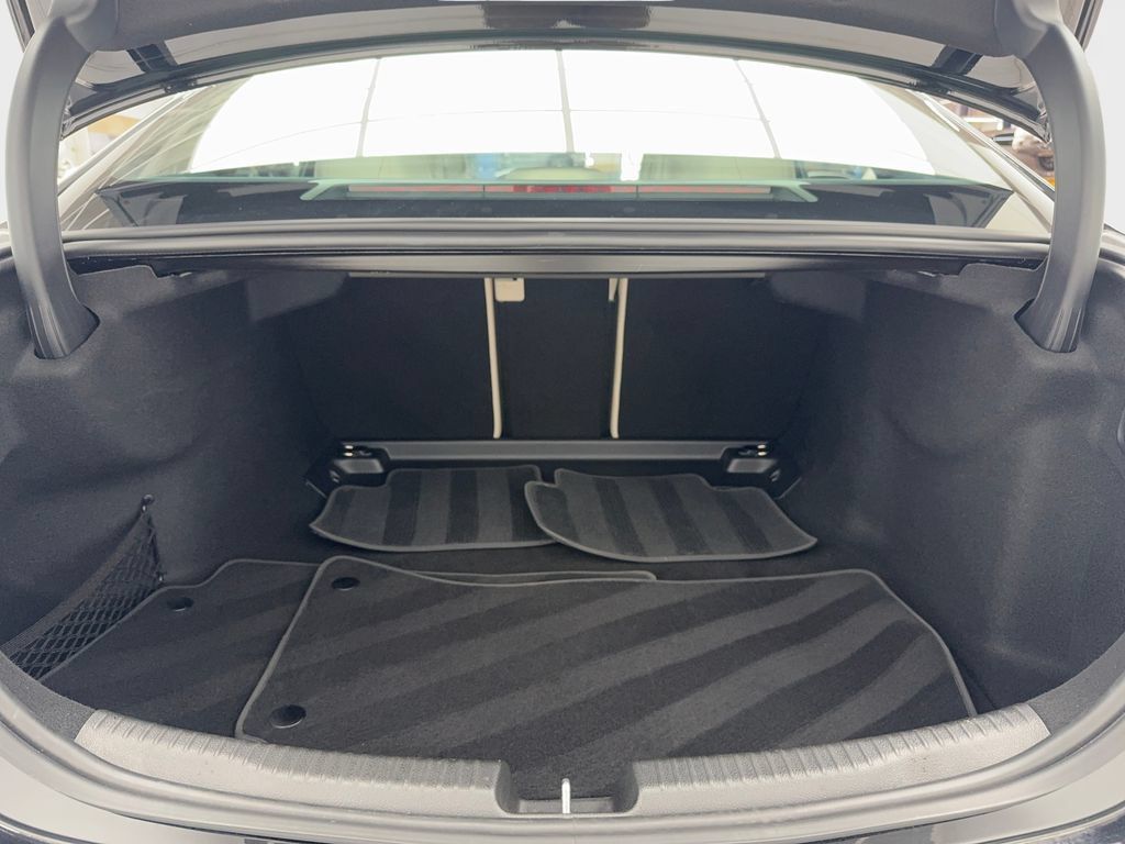 Used 2022 Mercedes-Benz C 300 Sedan image 17