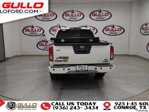 Used 2018 Nissan Frontier SV w/ Value Truck Package image 7