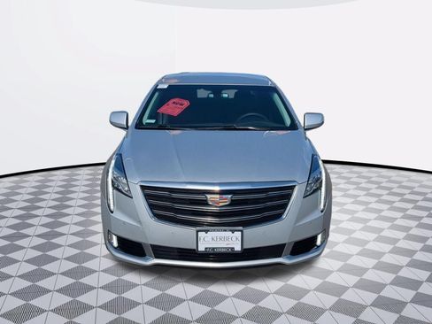 Certified 2018 Cadillac XTS Luxury FWD image 3