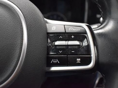 Used 2022 Kia Sorento SX FWD image 24