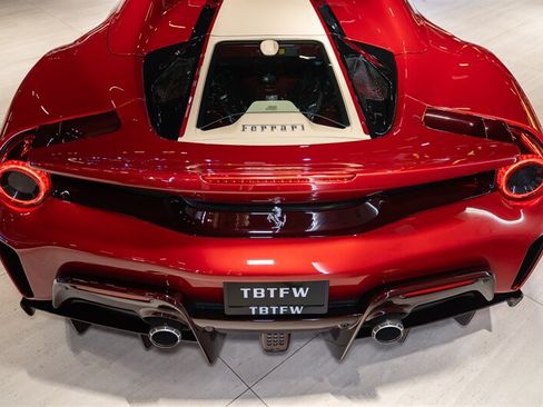 Used 2020 Ferrari 488 Pista Spider RWD image 79