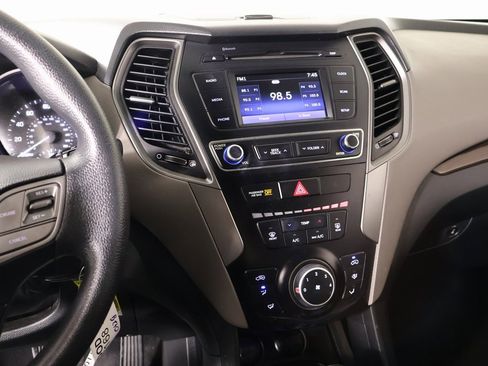 Used 2018 Hyundai Santa Fe Sport image 5