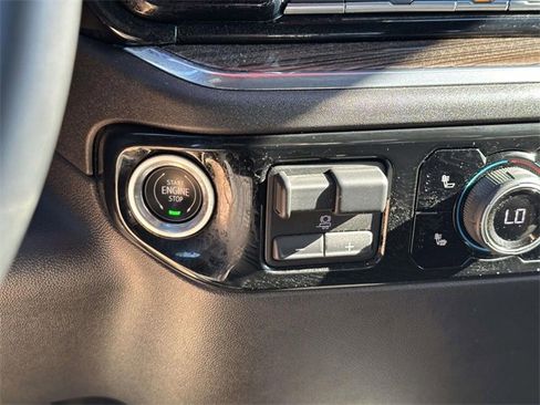 Used 2024 Chevrolet Silverado 3500 LT w/ Convenience Package image 22