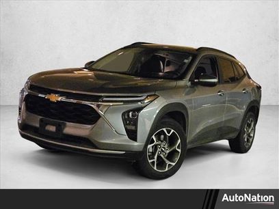 Used 2025 Chevrolet Trax LT