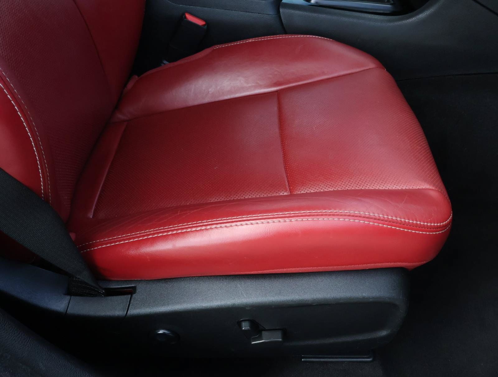 Used 2021 Chrysler 300 S w/ S Model Appearance Package RWD image 18