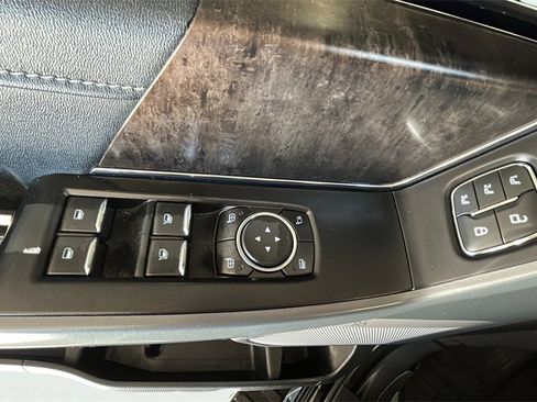 Used 2021 Ford F150 Lariat w/ Equipment Group 502A High image 31