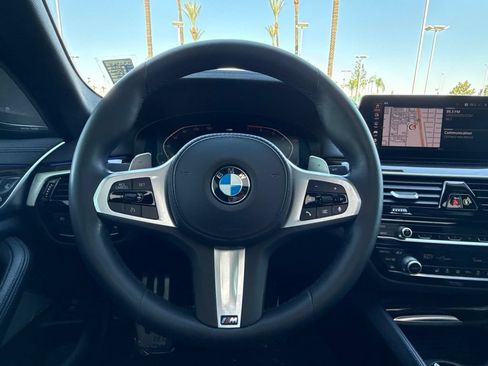 Used 2020 BMW 530i w/ M Sport Package RWD image 20