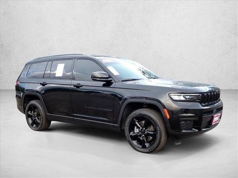 Used 2024 Jeep Grand Cherokee L Laredo AWD/4WD image 6