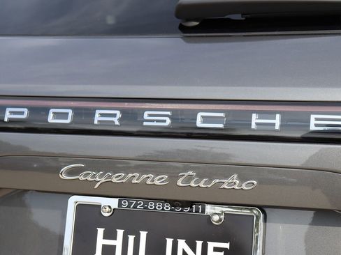 Used 2020 Porsche Cayenne Turbo image 62
