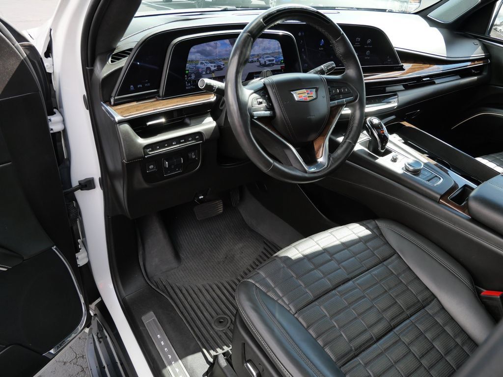 Used 2023 Cadillac Escalade ESV Premium Luxury Platinum AWD/4WD image 14