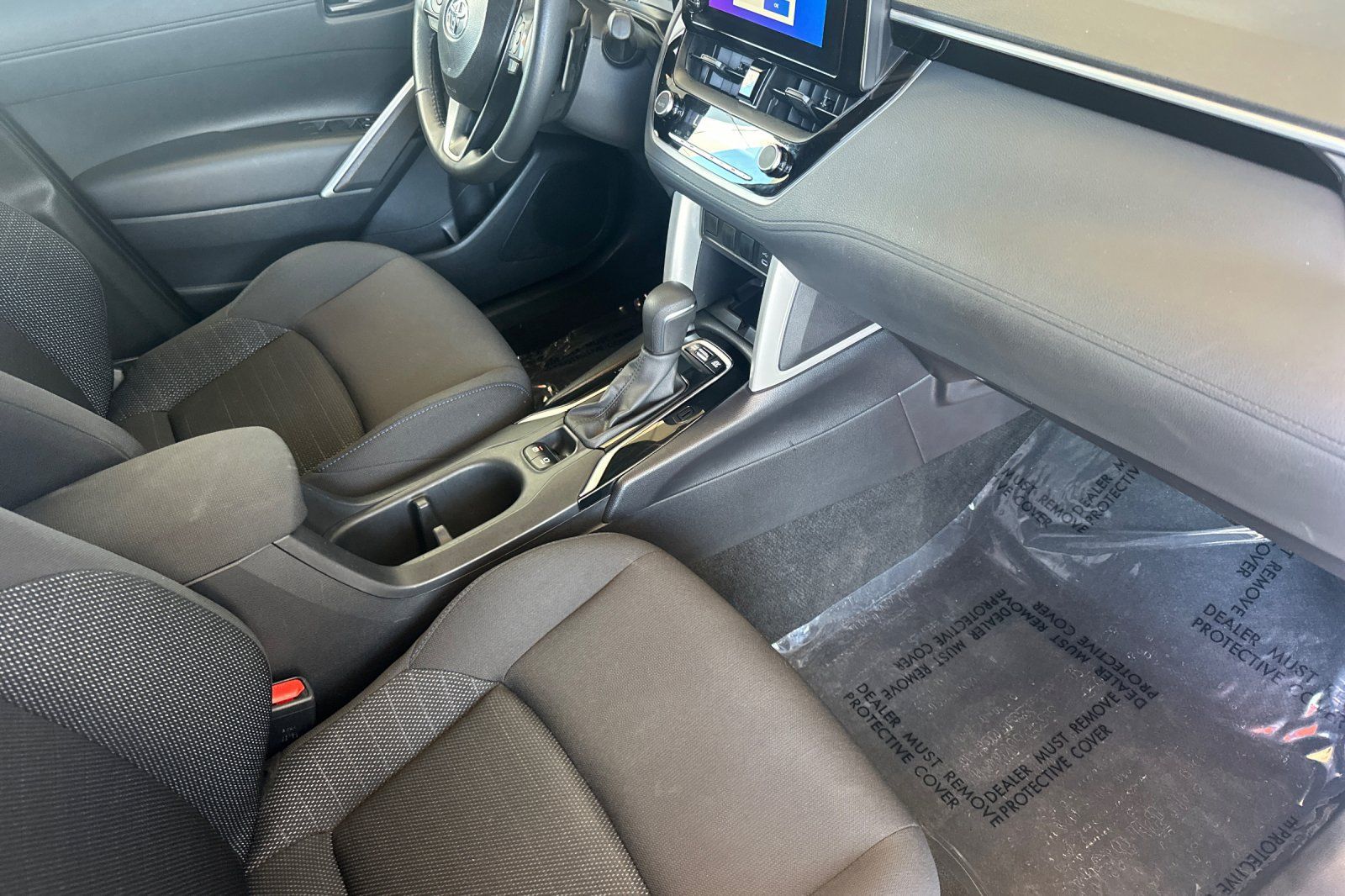 Used 2025 Toyota Corolla Cross AWD Hybrid image 19