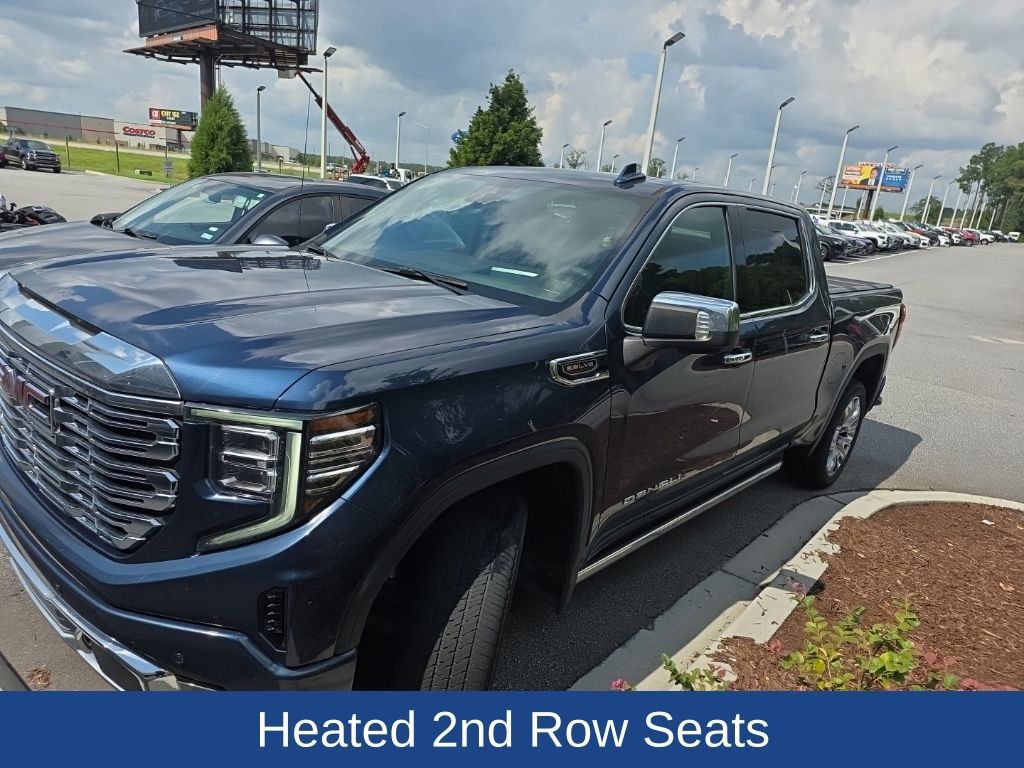 Used 2023 GMC Sierra 1500 Denali w/ Denali Reserve Package AWD/4WD image 3