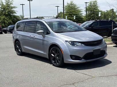 Used 2020 Chrysler Pacifica Touring-L