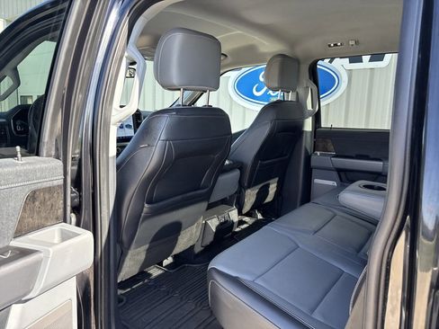 Used 2021 Ford F150 Lariat image 31