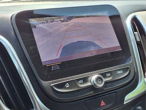 Used 2020 Chevrolet Equinox Premier AWD/4WD image 10