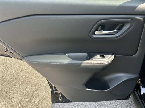 New 2026 Nissan Rogue SV AWD/4WD image 21