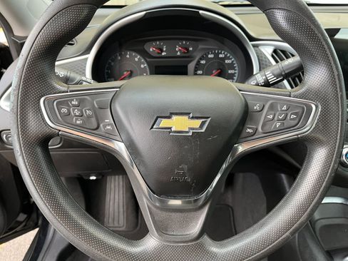 Used 2023 Chevrolet Malibu LT w/ Driver Confidence Package image 28