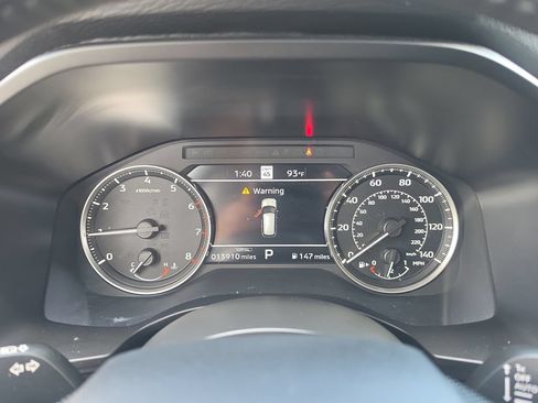 Used 2024 Mitsubishi Outlander SE Black Edition FWD image 21