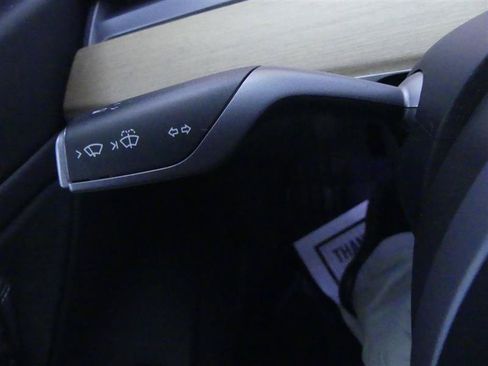 Used 2018 Tesla Model 3 Long Range AWD/4WD image 17