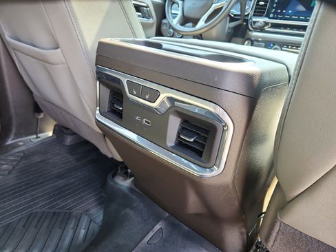 Used 2024 Chevrolet Silverado 3500 LTZ w/ LTZ Premium Package AWD/4WD image 36