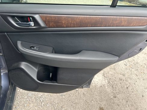 Used 2017 Subaru Outback 2.5i Limited image 21