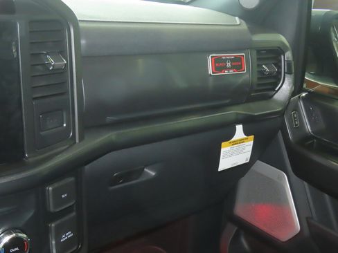 New 2026 Ford F150 Lariat w/ Equipment Group 502A High AWD/4WD image 32
