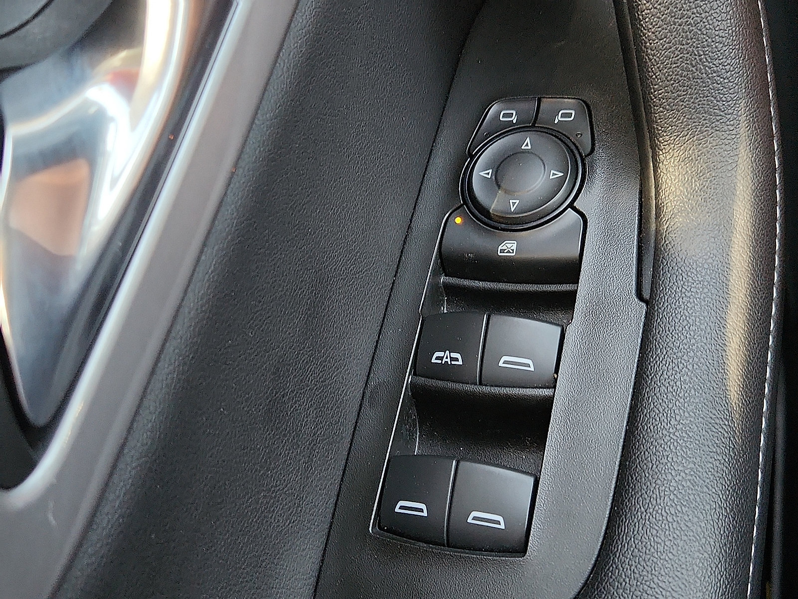 Used 2024 Chevrolet Blazer LT w/ LPO, Floor Liner Package FWD image 23