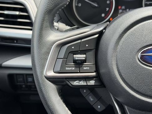 Used 2021 Subaru Forester Limited AWD/4WD image 9