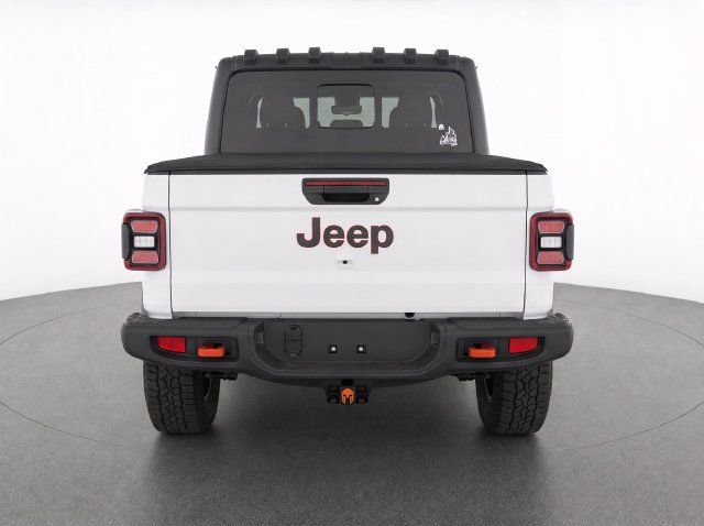 Used 2025 Jeep Gladiator Mojave AWD/4WD image 7