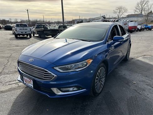 Used 2018 Ford Fusion Titanium image 2
