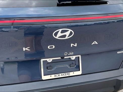 Used 2025 Hyundai Kona SEL AWD/4WD image 8