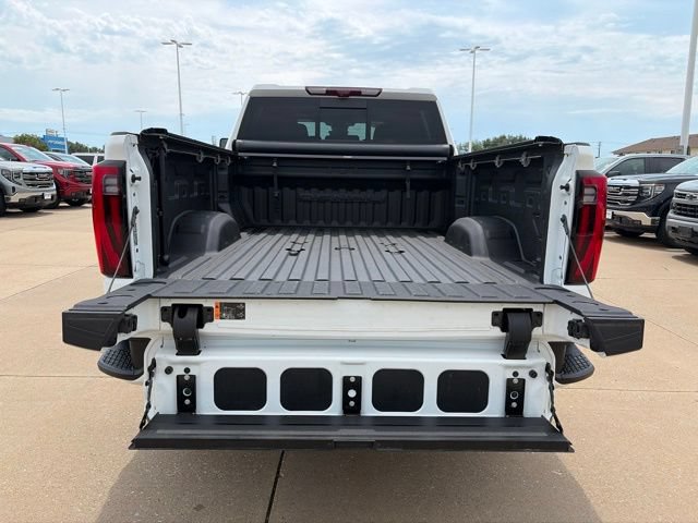 Used 2024 GMC Sierra 2500 Denali w/ Denali Reserve Package AWD/4WD image 6