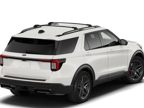 New 2026 Ford Explorer ST-Line w/ ST-Line Street Pack RWD image 3