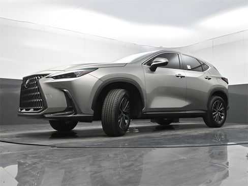 Used 2024 Lexus NX 250 250 Premium image 26