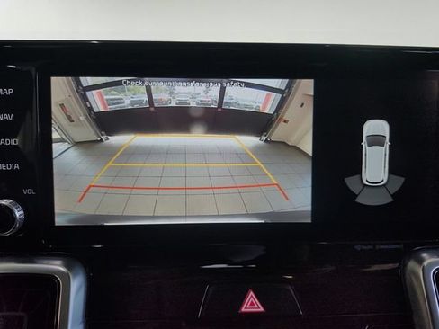 Certified 2021 Kia Sorento SX FWD image 17
