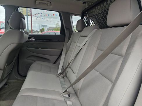 Used 2012 Jeep Grand Cherokee Laredo w/ Laredo E Group image 21