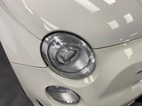 Used 2018 FIAT 500 Lounge image 10