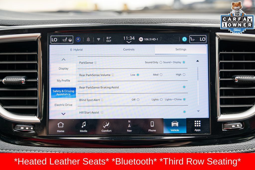 Used 2024 Chrysler Pacifica Limited FWD image 28