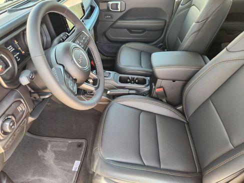 New 2026 Jeep Gladiator Sport image 15